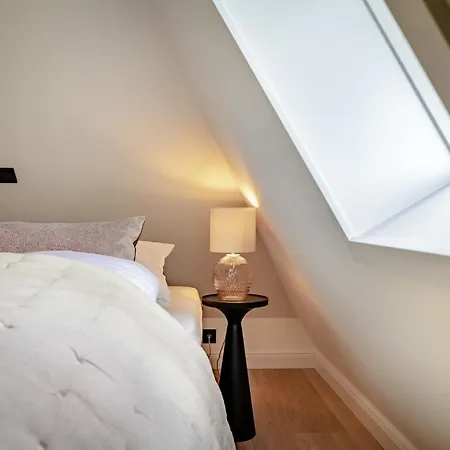 Living Lorens No 11 *