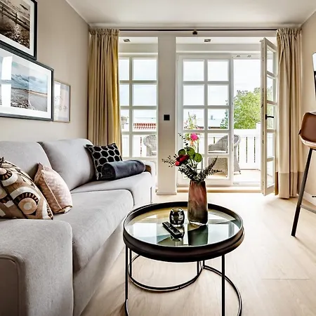 Living Lorens No 11 *