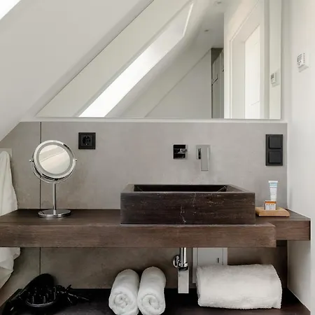 Living Lorens No 11 *